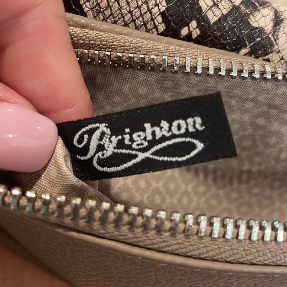 EUC Brighton snakeskin with tan genuine pebble leather large wallet - Picture 8 of 8